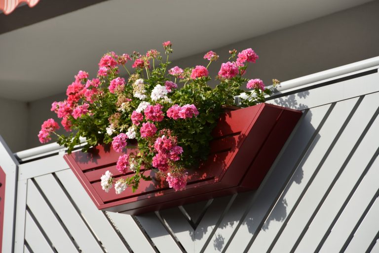 Blumenksten fr Balkongelnder
